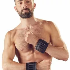 Zado Leather Fashion Leather Wrist Restraints With Adjustable Tuck In Closure By ZADO -Bondage - Boeien Verkoopwinkel 20306241001 nor a 1