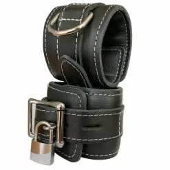 Gepolsterde Zwart Lederen Boeienset Met Contrasterende Stiksels Van NLLeather 11 Gepolsterde Zwart Lederen Boeienset Met Contrasterende Stiksels Van NLLeather -Bondage - Boeien Verkoopwinkel NLLeather wristcuff