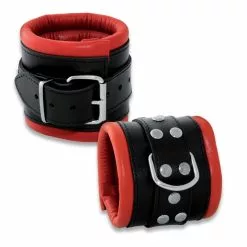 Saxos BDSM Toys Lederen Gepolsterde Brede Zwart-rode Polsboeien Van Saxos 5 Saxos BDSM Toys Lederen Gepolsterde Brede Zwart-rode Polsboeien Van Saxos -Bondage - Boeien Verkoopwinkel OS 0102 2R handfesseln 2