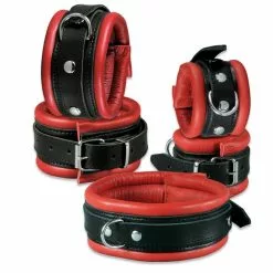 Saxos BDSM Toys Lederen Rood-zwart Gevoerde 5cm Hals- Pols- En Voetboeienset Van Saxos 8 Saxos BDSM Toys Lederen Rood-zwart Gevoerde 5cm Hals- Pols- En Voetboeienset Van Saxos -Bondage - Boeien Verkoopwinkel os 0100 1 2 3 r